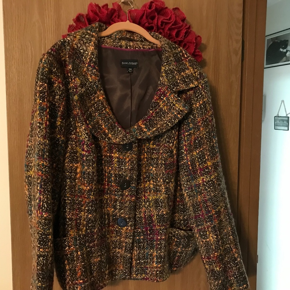 Dialogue jacket